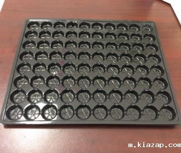 如何选择PET吸塑托盘